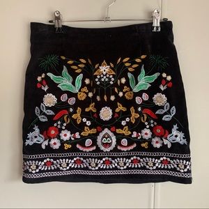 Corduroy floral embroidered skirt